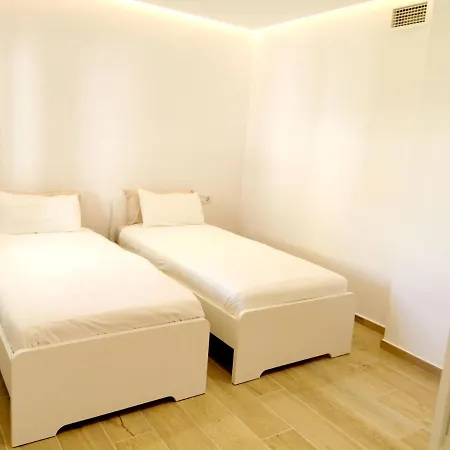 Apartmán Bright 2 Bedroom Golden Mile Next To Rdr225 *