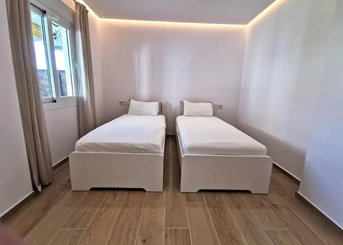 Bright 2 Bedroom Golden Mile Next To Rdr225 *