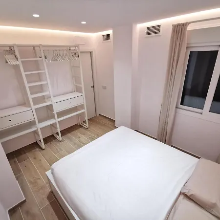 Bright 2 Bedroom Golden Mile Next To Rdr225 * Marbella