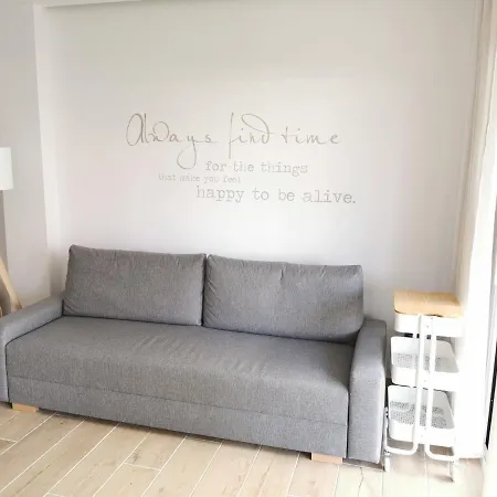 Apartment Bright 2 Bedroom Golden Mile Next To Rdr225 Marbella