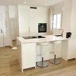公寓 Bright 2 Bedroom Golden Mile Next To Rdr225 马尔韦利亚