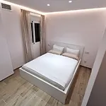 Bright 2 Bedroom Golden Mile Next To Rdr225 公寓