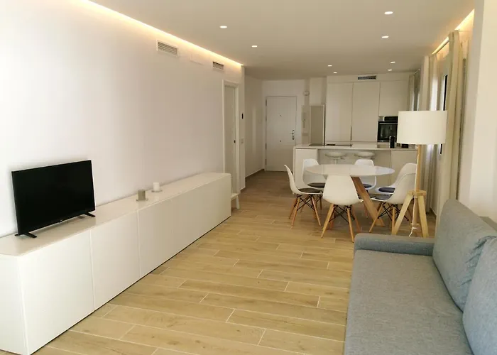 Bright 2 Bedroom Golden Mile Next To Rdr225 Appartamento Marbella